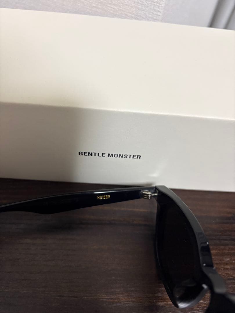 小物 GENTLE MONSTER Heizer 01