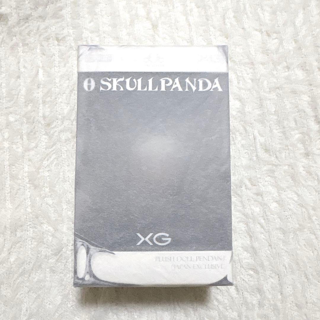 POPMART　SKULLPANDA XG スカルパンダ ぬいぐるみ