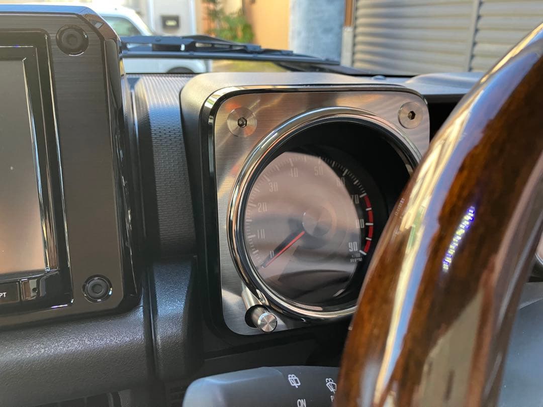 ジムニーretro activeメタルガーニッシュ