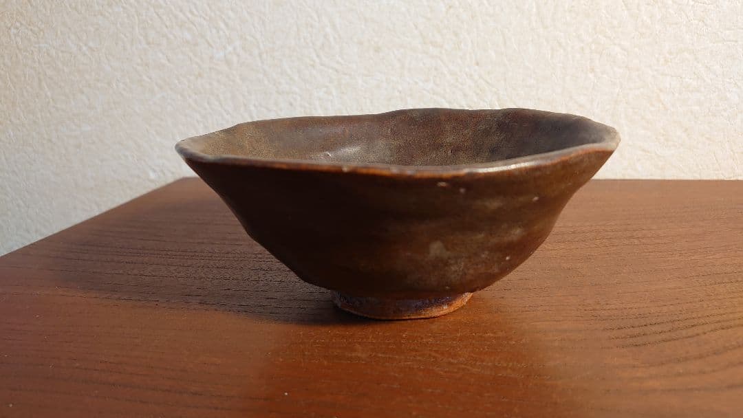 大樋焼　大樋　抹茶碗　飴釉　平茶碗　大樋長左衛門　銘　月梅　角印　１客