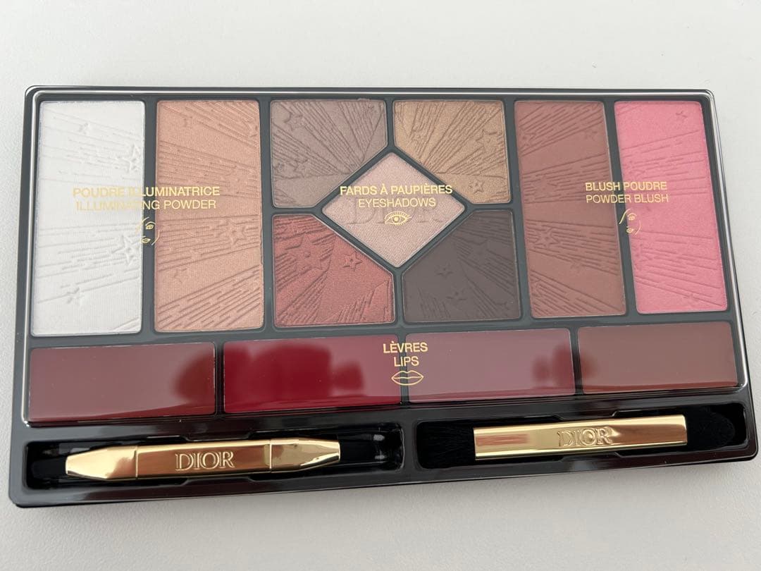 【訳あり】クチュール マルチユース パレット ホリデーコレクション 2025