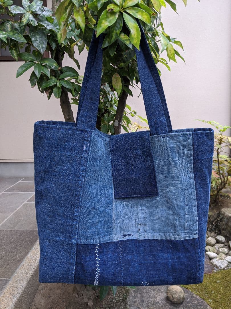 古布リメイクバッグ／襤褸／藍染／刺し子／大きめバッグ／パッチワーク／ショルダー