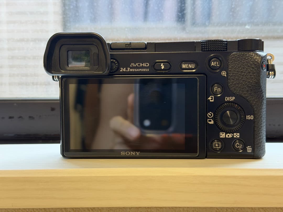 SONY α6000 ダブルレンズ 50mm F1.8 海外仕様 日本語なし