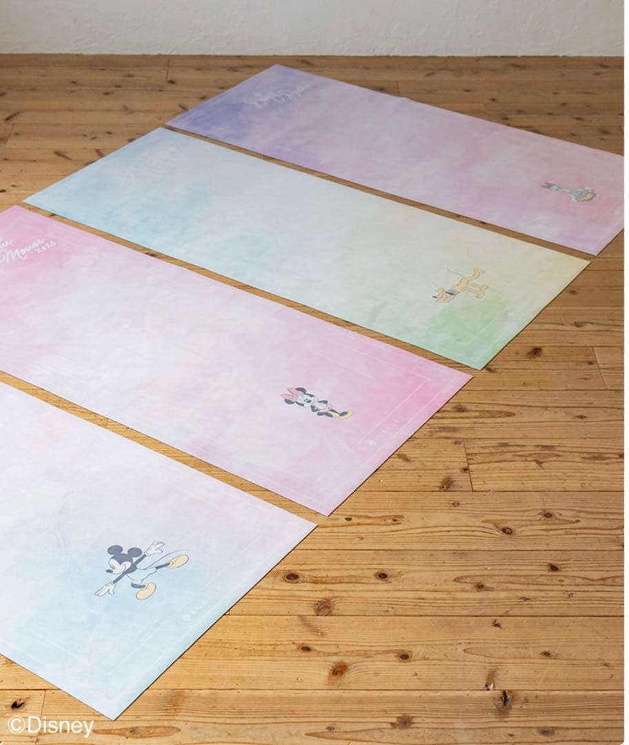 ✨新品未開封✨LAVA限定 ディズニー ミッキーマウス トラベルヨガマット