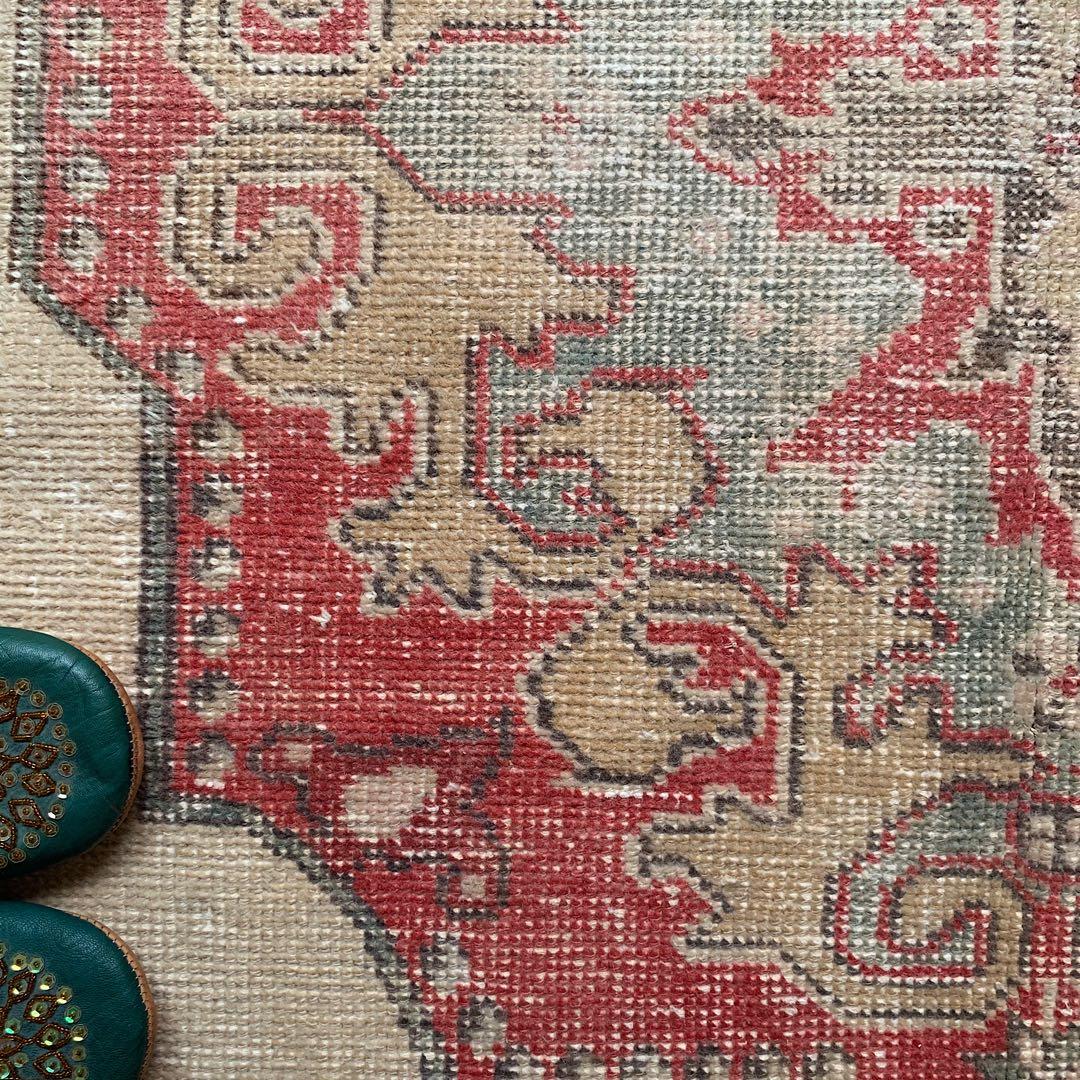 リリー　プロフ必読^ - ^様　アヴァノスラグ　トルコヴィンテージラグ