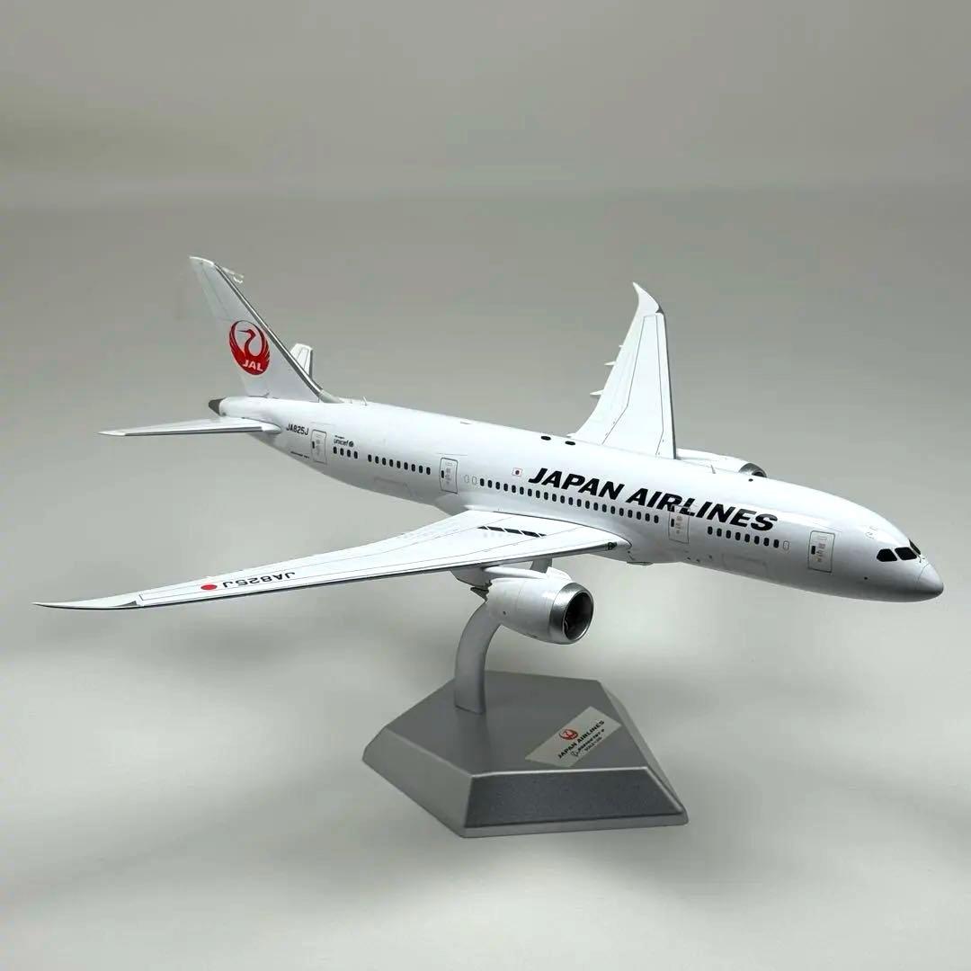 1/200 JAL B787-8 JA825J 日本航空 鶴丸塗装