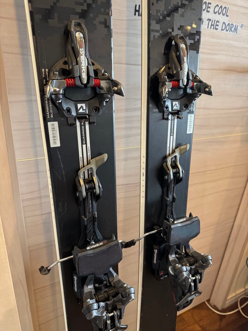 Elan Ripstick 106 スキー 板 BLACK EDITION