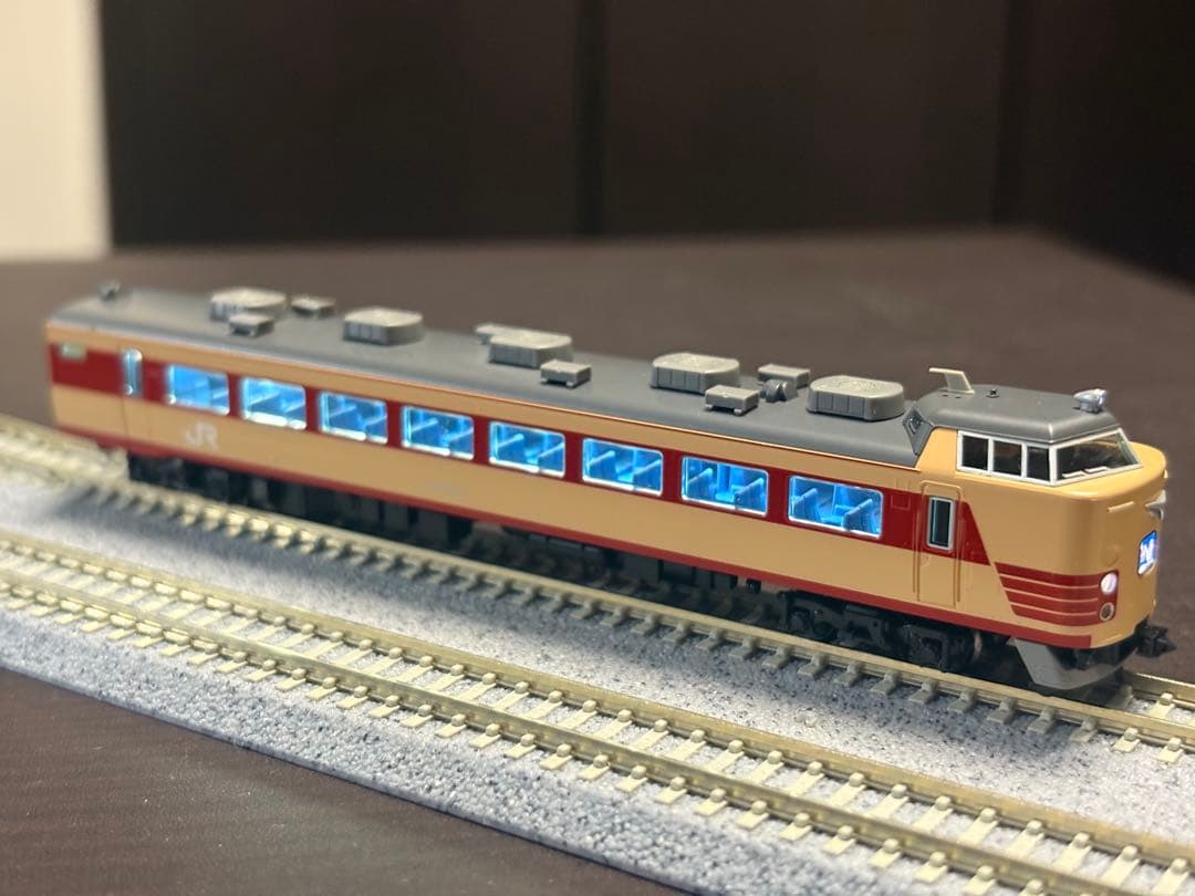 TOMIX 485系特急「雷鳥」9両セット(一部室内灯入り)