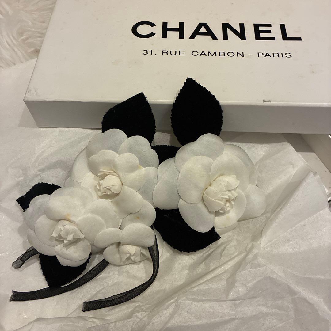CHANEL カメリアコサージュ ホワイト　レア　正規品