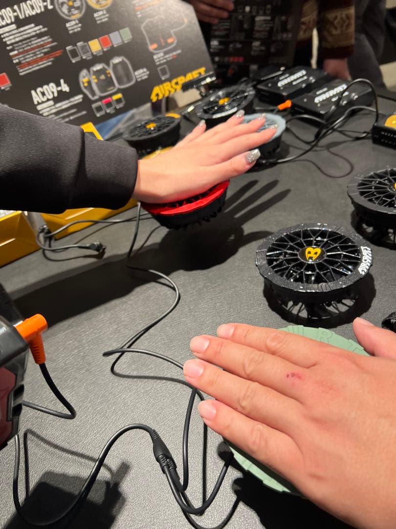 2025 新作 24V バートル AC ファンバッテリー (Đông）