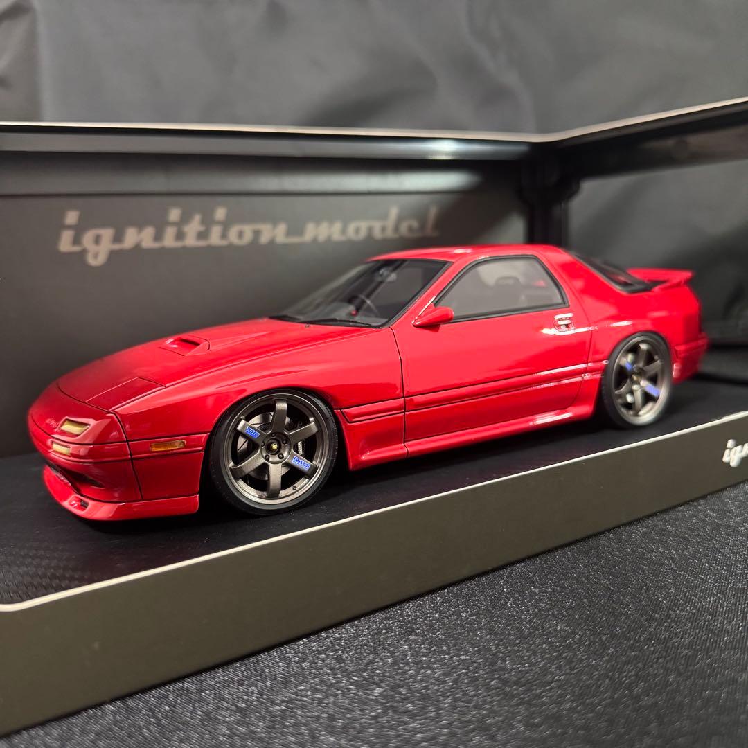 イグニッションモデル1/18 RX7 FC3S Red IG0218 廃盤レア