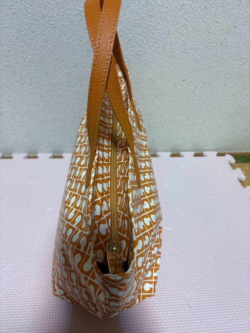 ゲラルディーニ☆ソフティ☆ハンドバッグ☆軽いバッグ☆イタリア☆トート☆お出かけ