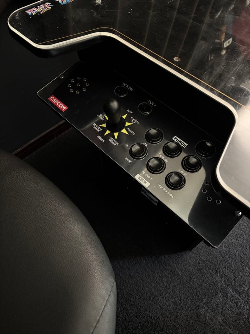 arcade1up カプコン12ゲーム筐体(ブラック限定版) スト2など