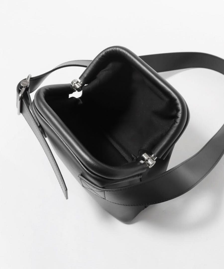 OSOI/オソイ MINI BROT ハンドバック ショルダーバッグ