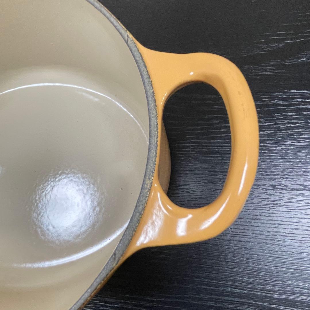 LE CREUSET ルクルーゼ　ココットオーバル25cm イエロー　未使用