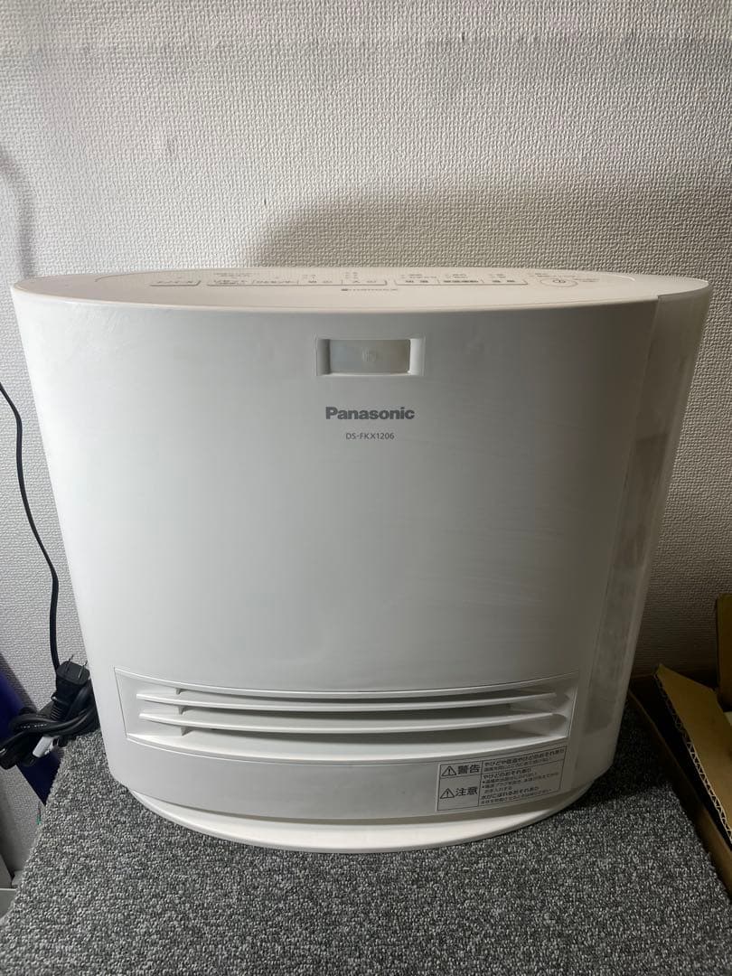 Panasonic セラミックファンヒーター DS-FKX1206