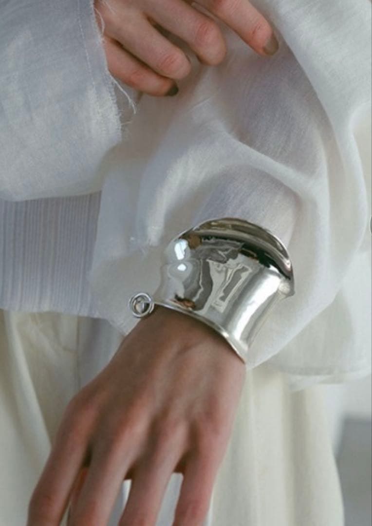 etre tokyo ディストーションカーブフォームリングバングル