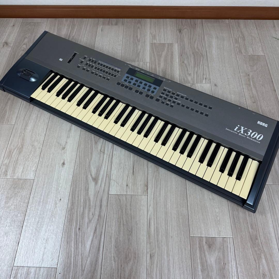 KORG ix300 シンセサイザー