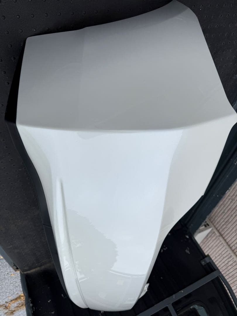 トヨタ　プリウス 30 純正リアバンパー　パールホワイト　中古品