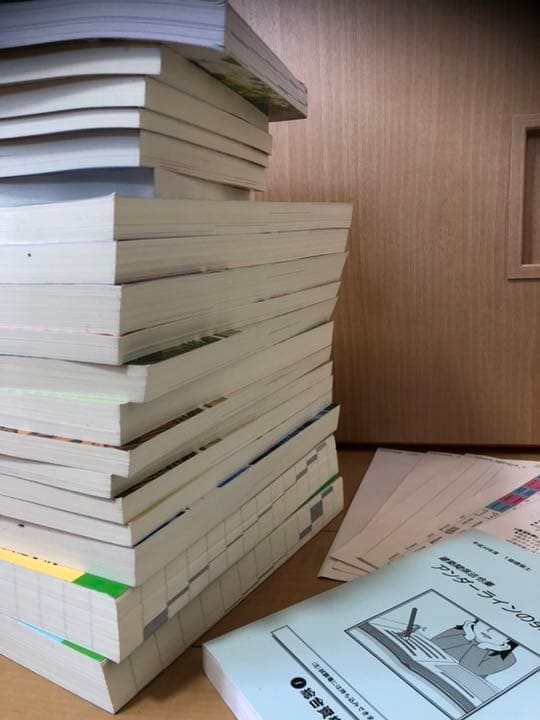 【値下げしました】H30一級建築士 総合資格テキスト一式、法令集、製図テキスト