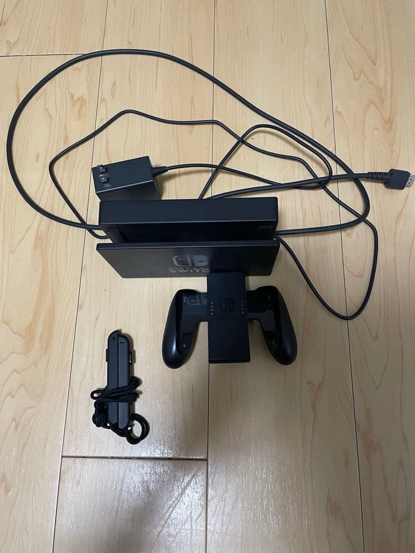 ・Nintendo Switch 本体 ・ゲームソフト3本付き