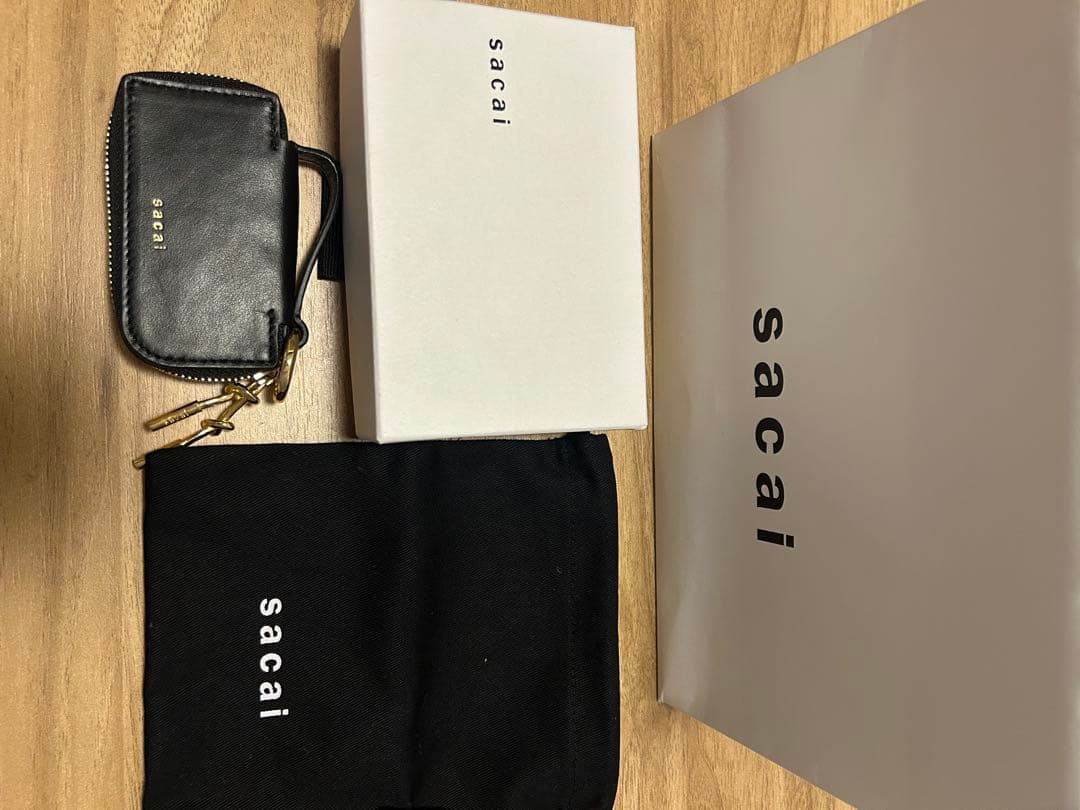 sacai ブラックレザー キーケース