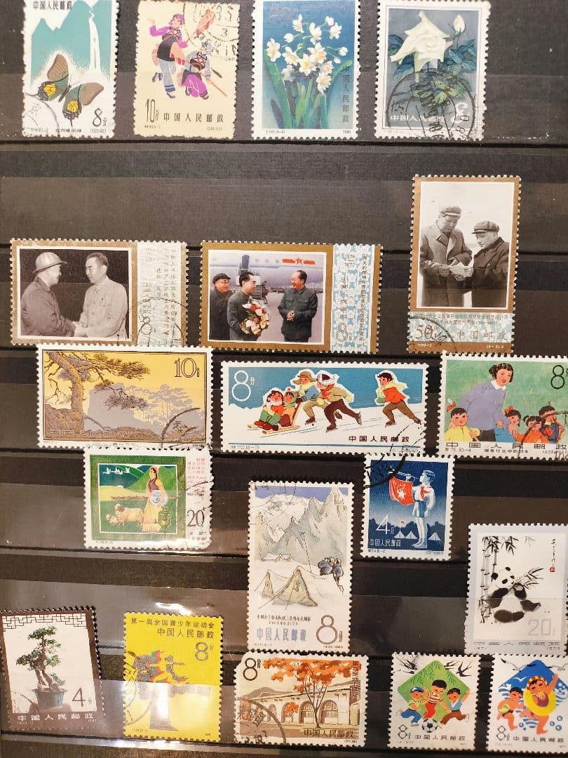 中国切手アルバム1冊＋バラいろいろまとめて　②