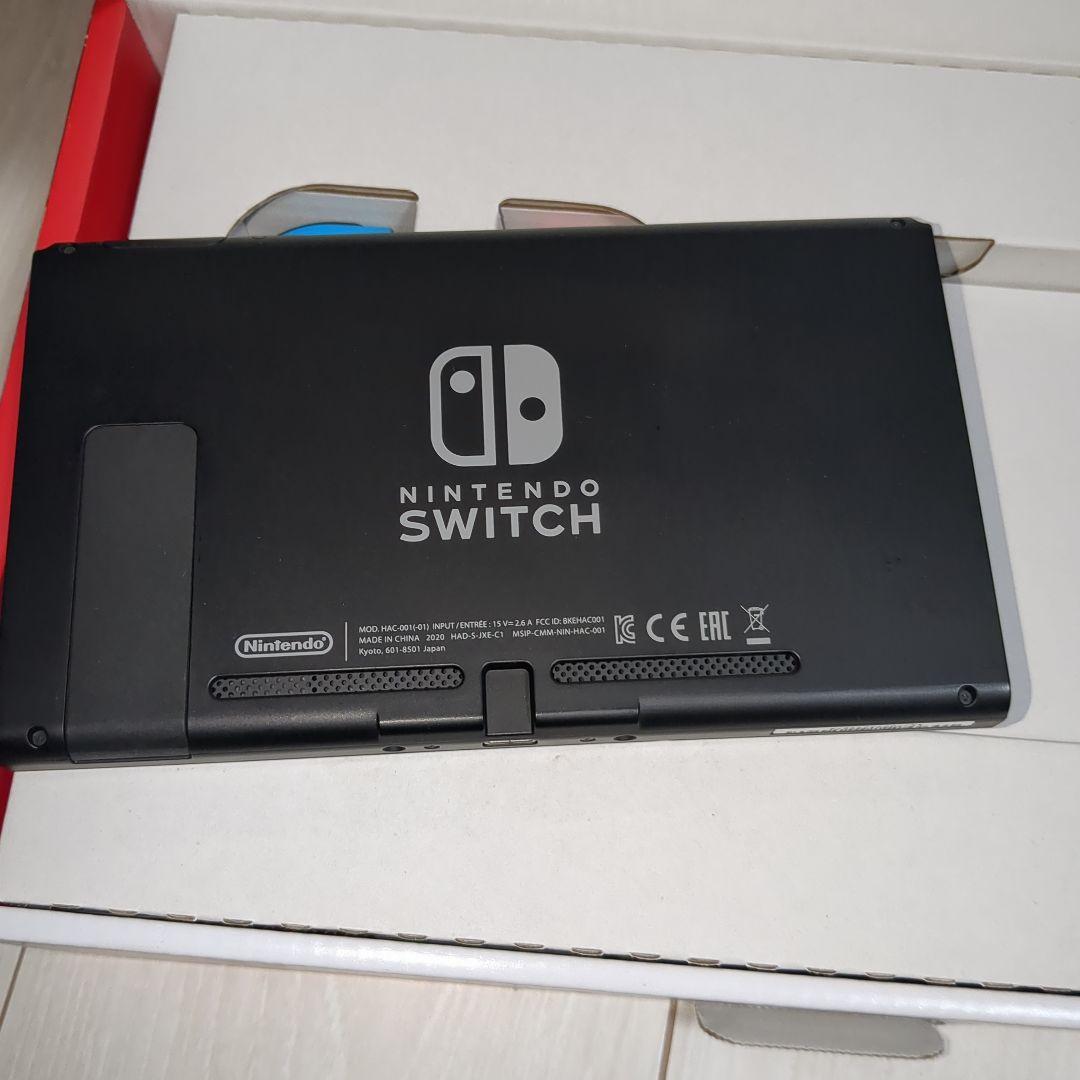 美品　Nintendo Switch 本体 　ジョイコン付き