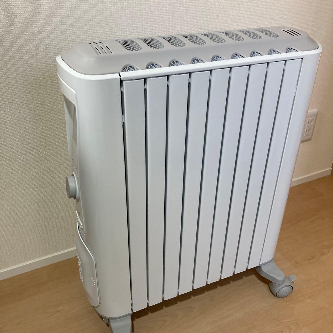 【美品】DeLonghi （デロンギ）　オイルヒーター 【週末限定値下げ】
