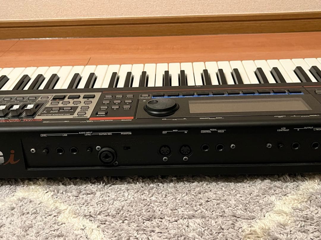 【美品】Roland Juno Gi シンセサイザー 61鍵