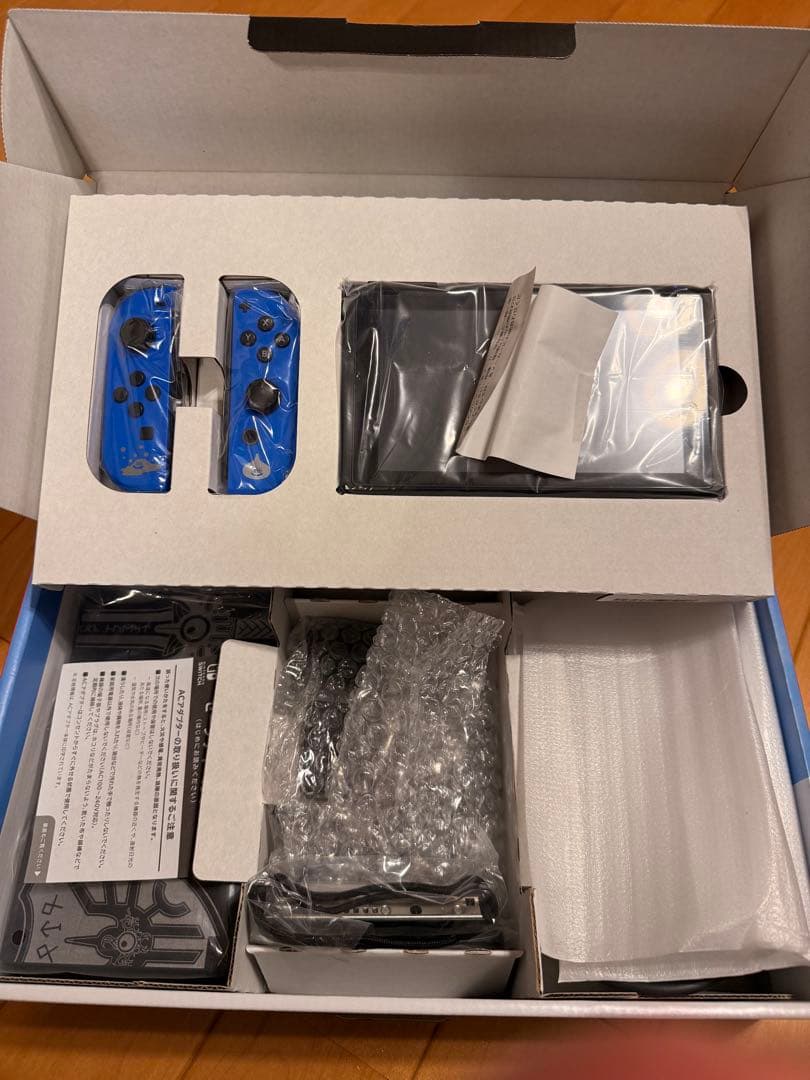 Nintendo Switch ロトエディション　ソフトなし