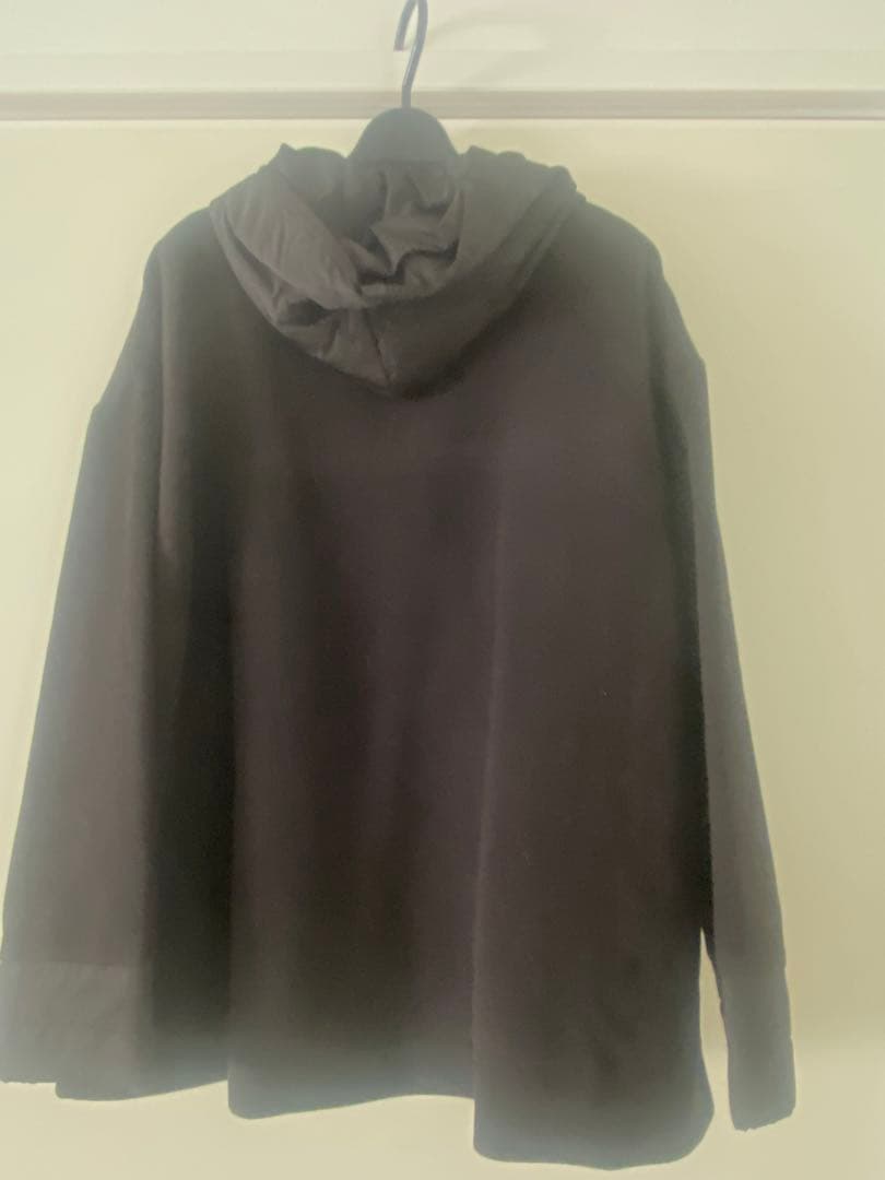 【新品未使用】フード付き黒ジャンパーコート ファー付きポケット
