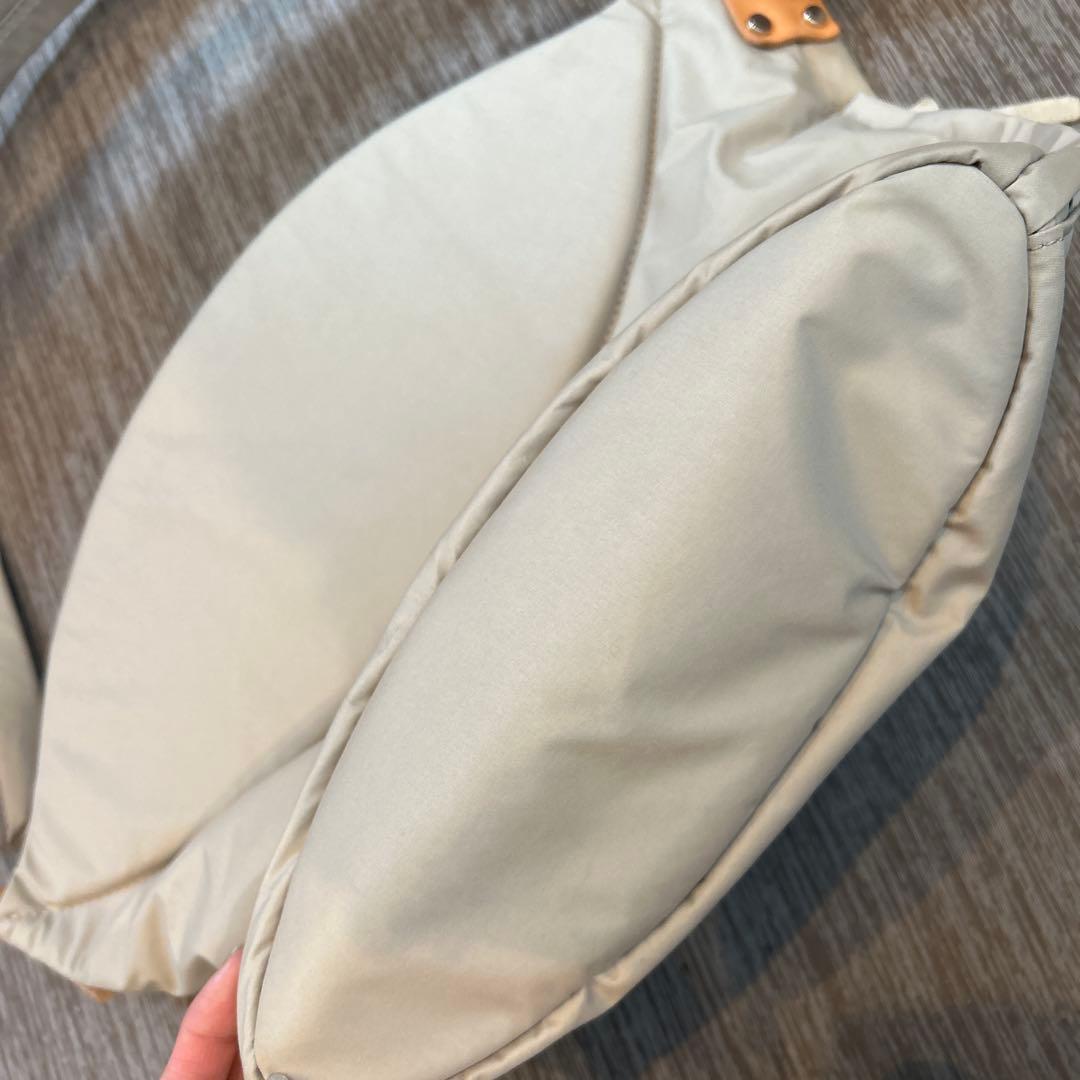 ノルン 抱っこ紐　かばん