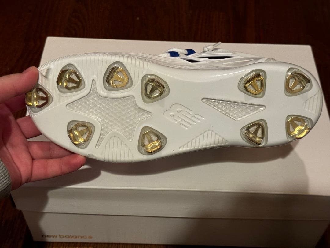 大谷翔平使用スパイク New Balance SO1 Blue