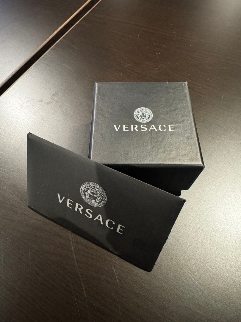 ジャズぽVERSACE ピアス　ヴェルサーチ