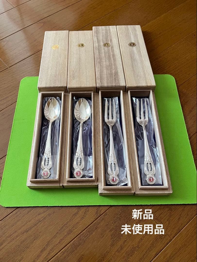 新品 silver950刻印スプーン2本 フォーク2本 木箱入り4本セット