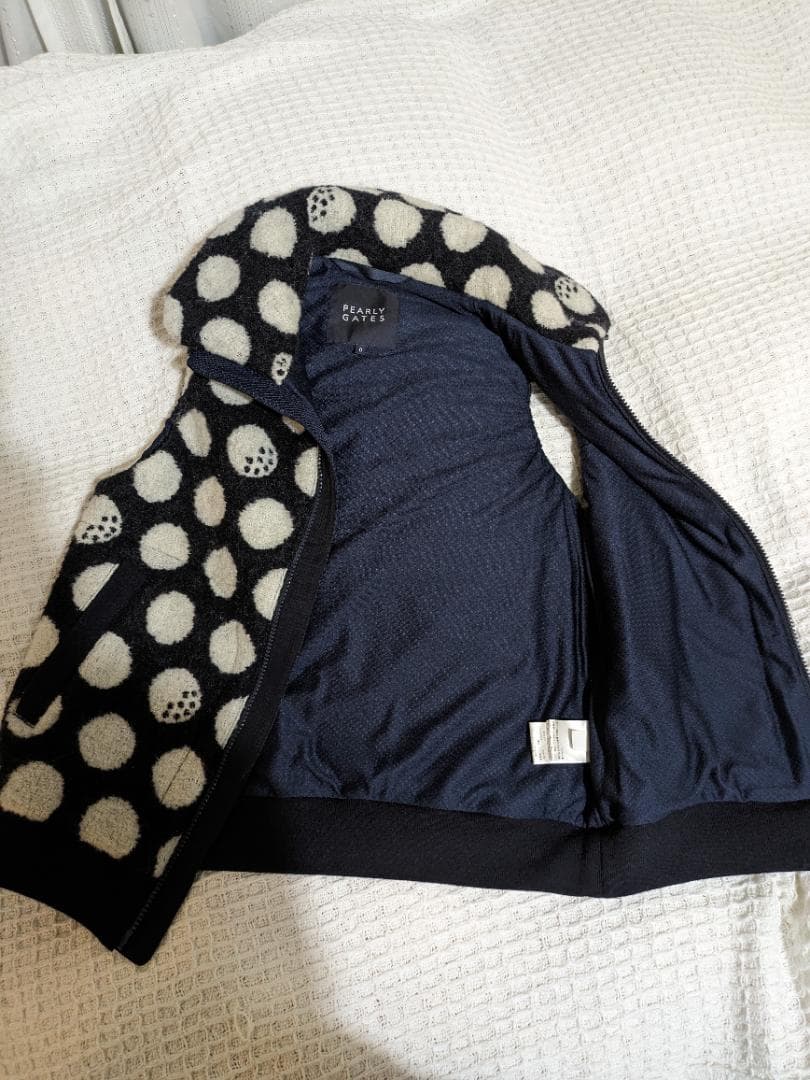 新春セール！PEARLY GATES ゴルフボール柄ベスト サイズ0