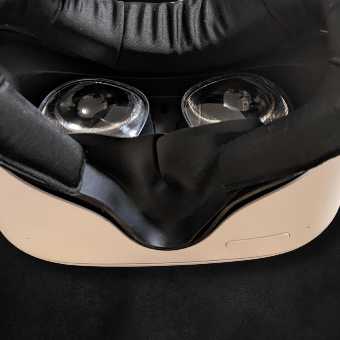 【美品】 Quest 2（Quest 2）64GB 本体【動作確認済】