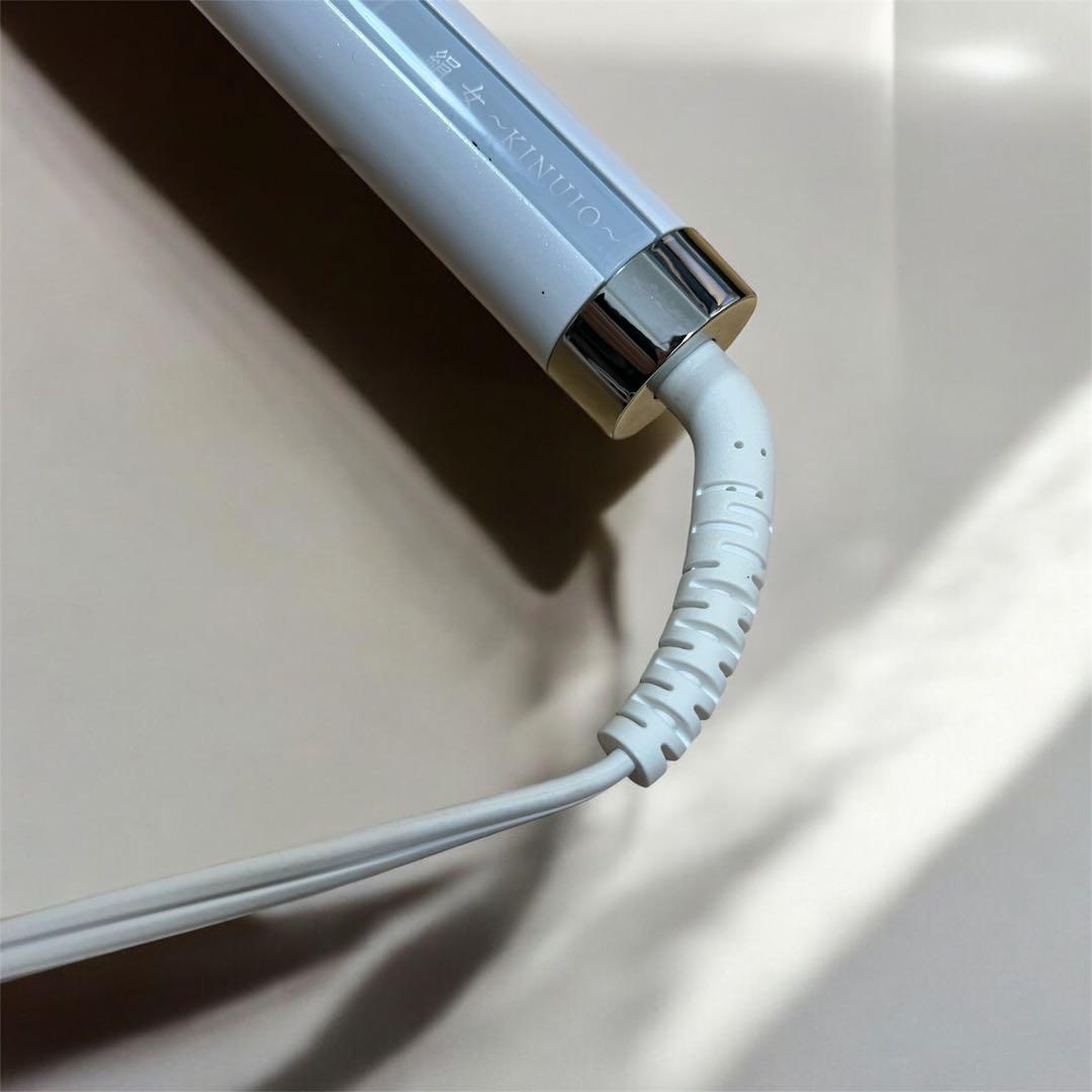 【美品】KINUJO カールアイロン 32mm ホワイト