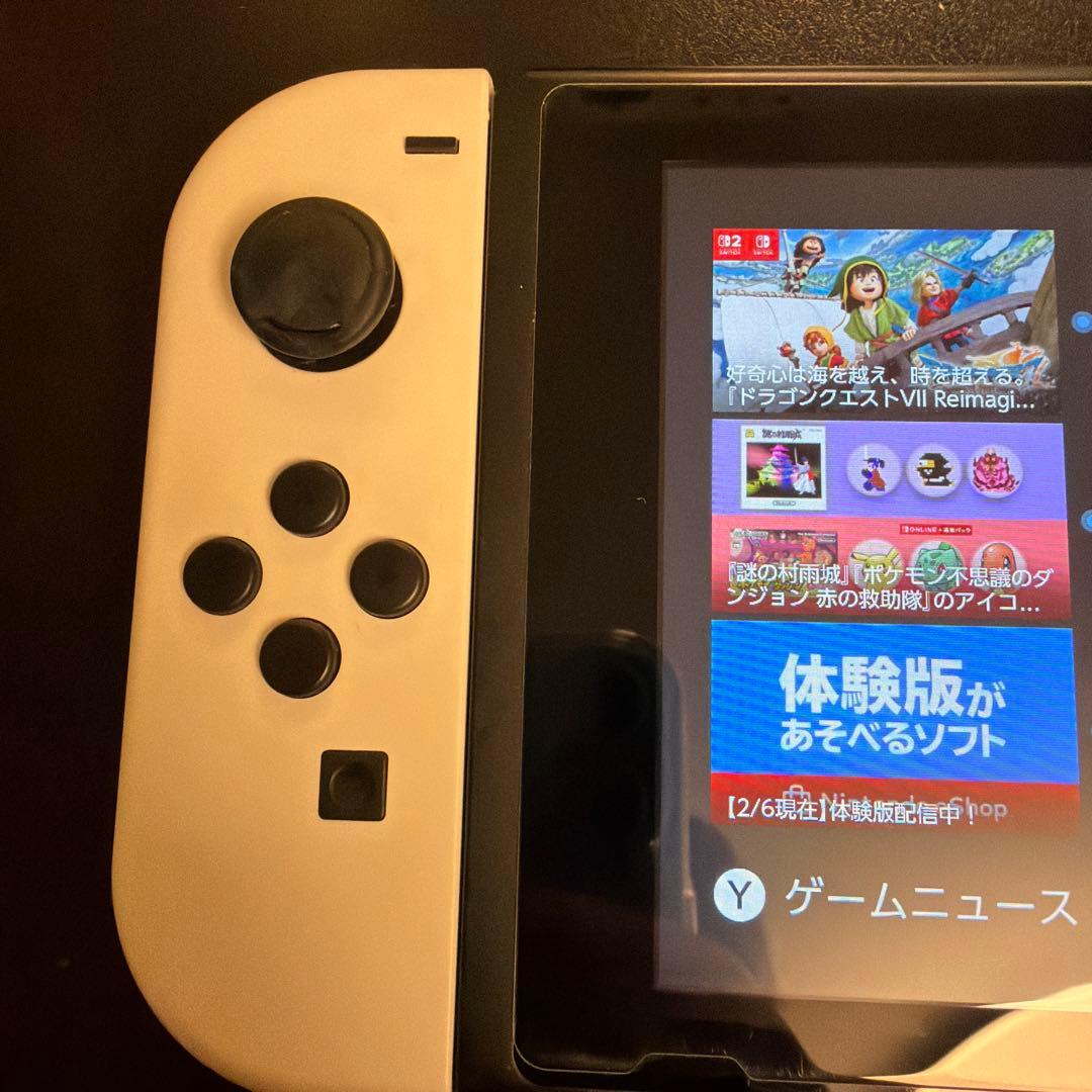 Nintendo Switch 本体 ホワイト/ブラック キャリングケース付き