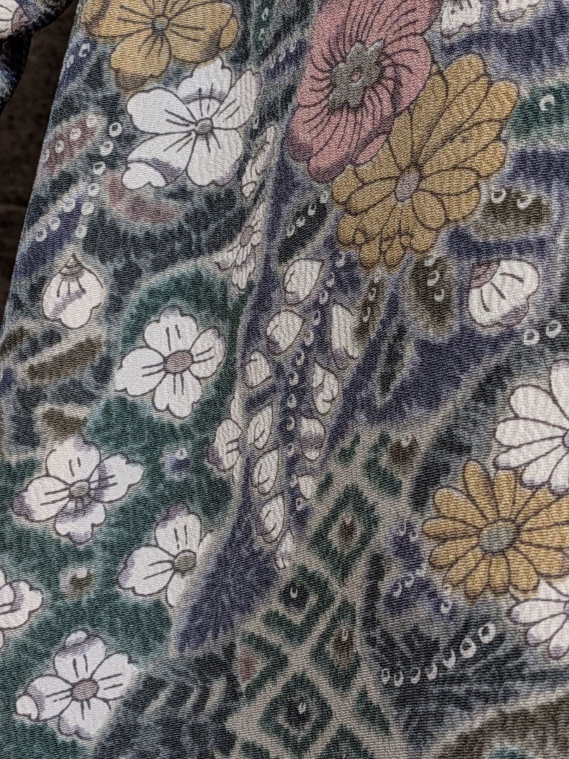 A264着物リメイク辻が花柄Aラインワンピース★リボン・ブローチ