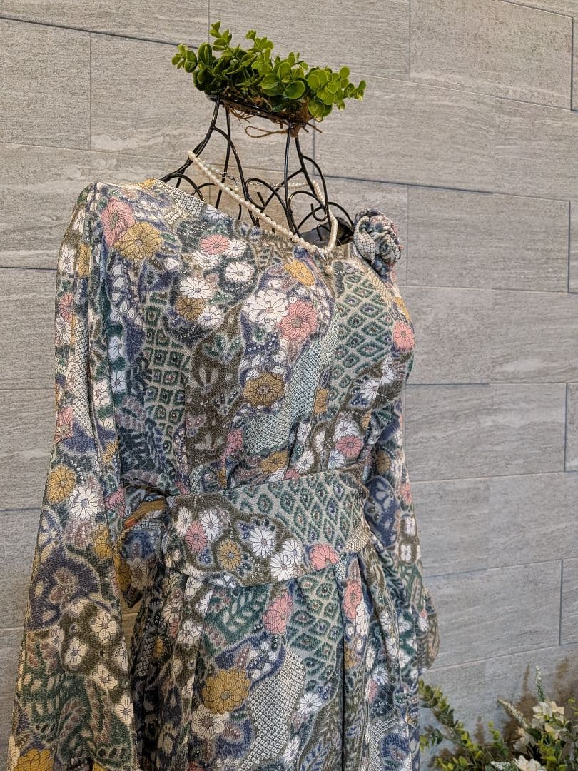 A264着物リメイク辻が花柄Aラインワンピース★リボン・ブローチ