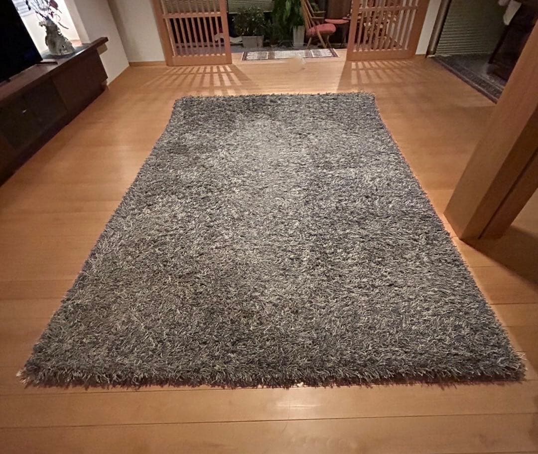 シャギーラグ 200×300 グレー 絨毯 9万円で購入 マンハッタン