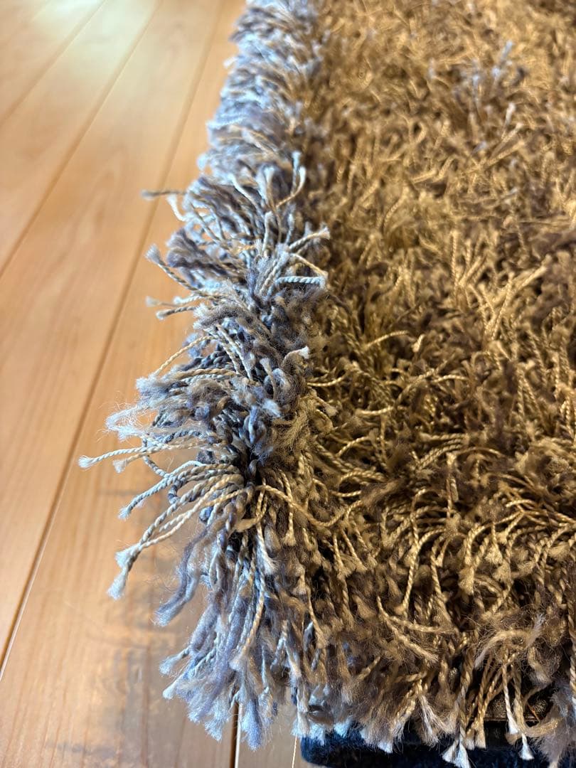 シャギーラグ 200×300 グレー 絨毯 9万円で購入 マンハッタン