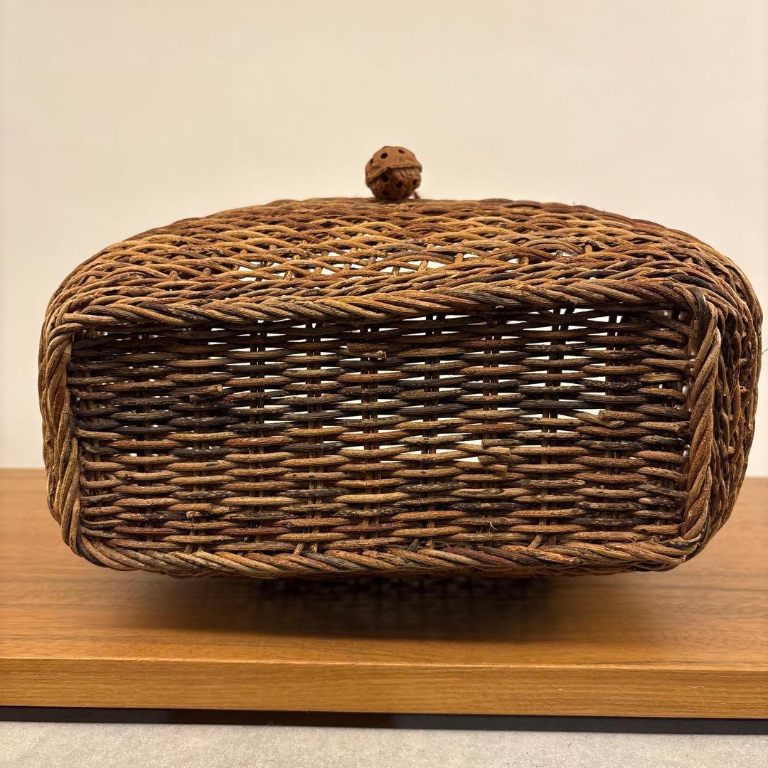 山形産　あけびかご　籠　かご　バスケット　カゴ　あけび蔓　バッグ　国産　花火