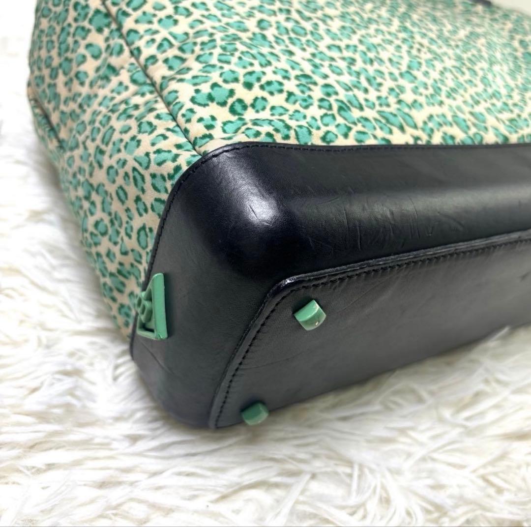 希少.美品　BOTTEGA ボッテガヴェネタ　ハンドバッグ　レオパード　グリーン
