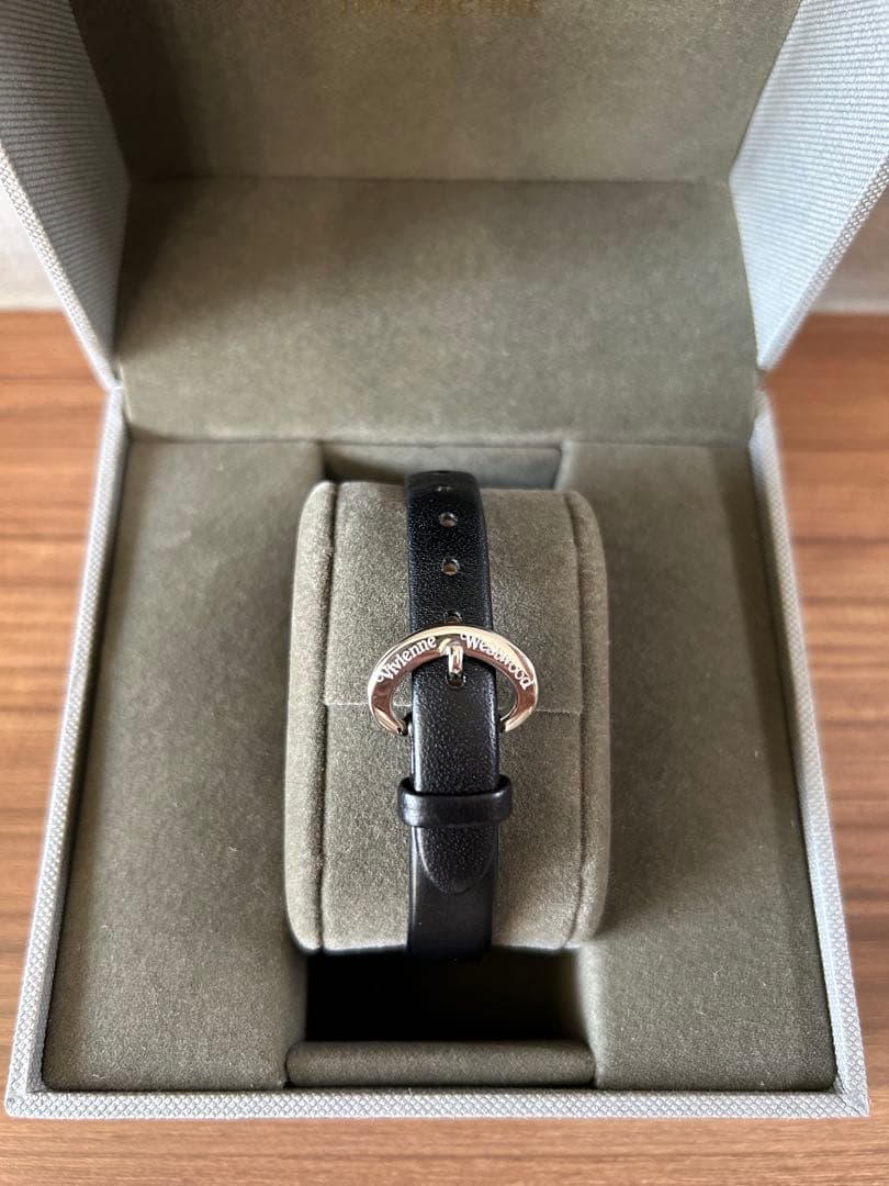 【ヴィヴィアン・ウエストウッド 】時計