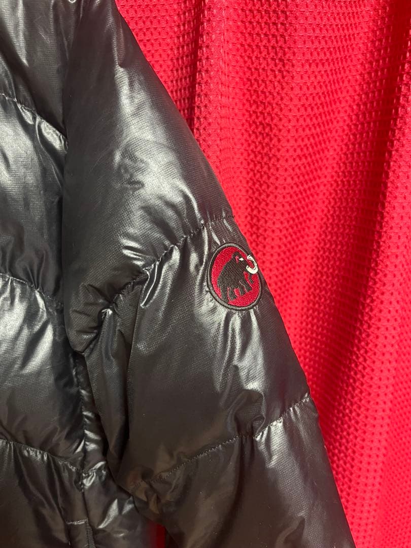 早い者勝ち　MAMMUT ダウンジャケット