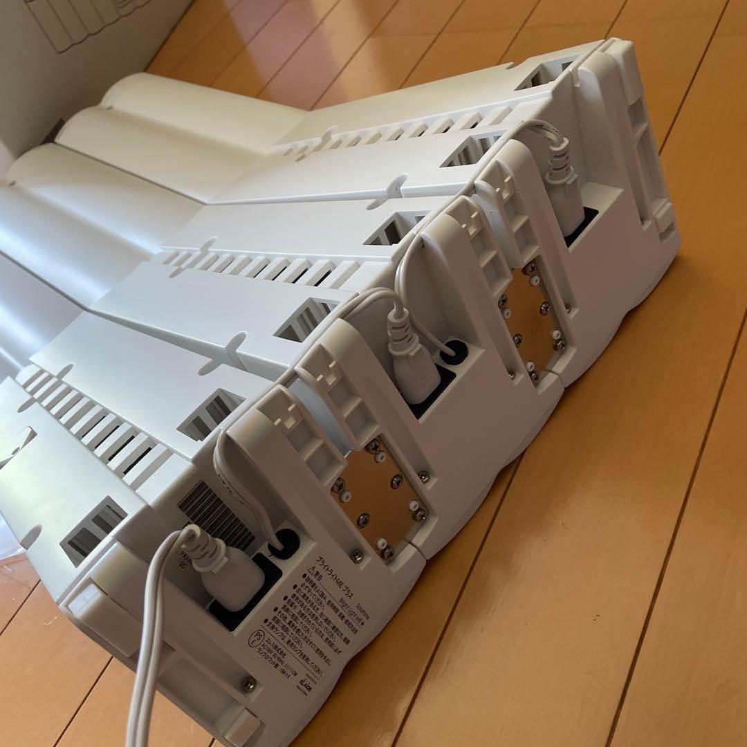 高照度光療法　ブライトライトME　(中古品)