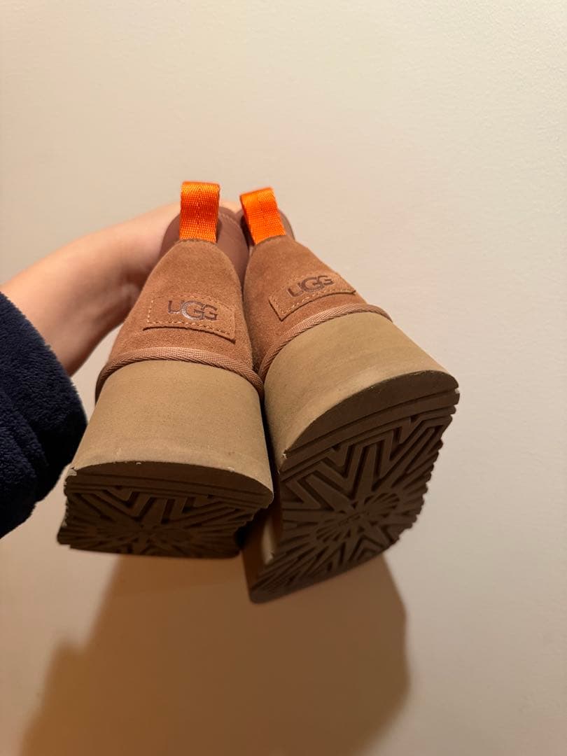 UGGクラシック ミニ ディッパー パッファー　23cm ブラウン